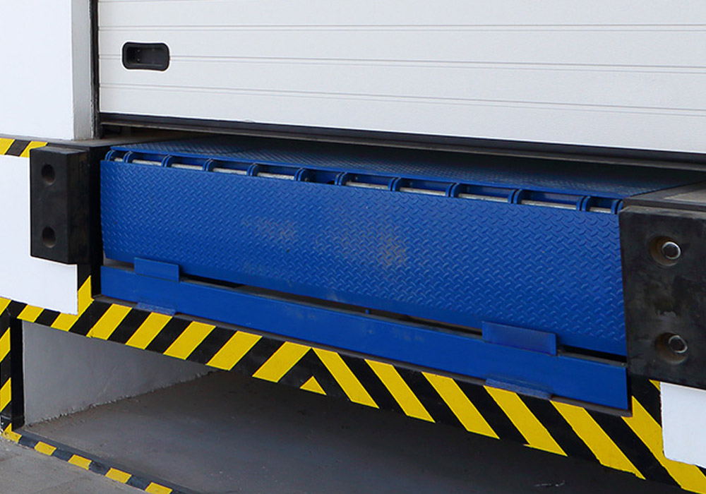 loading dock equipment in close position